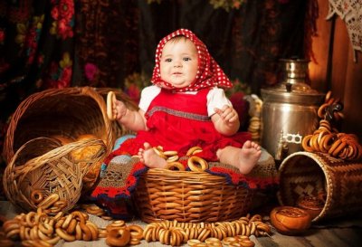 Куклы в народных костюмах – "Девчушки-болтушки"