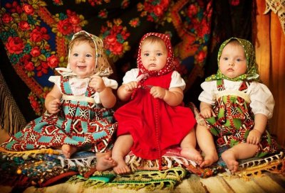 Куклы в народных костюмах – "Девчушки-болтушки"
