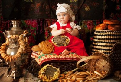 Куклы в народных костюмах – "Девчушки-болтушки"