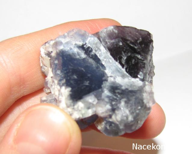 Минералы Сокровища Земли №20 - Флюорит