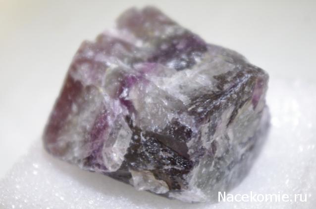 Минералы Сокровища Земли №20 - Флюорит