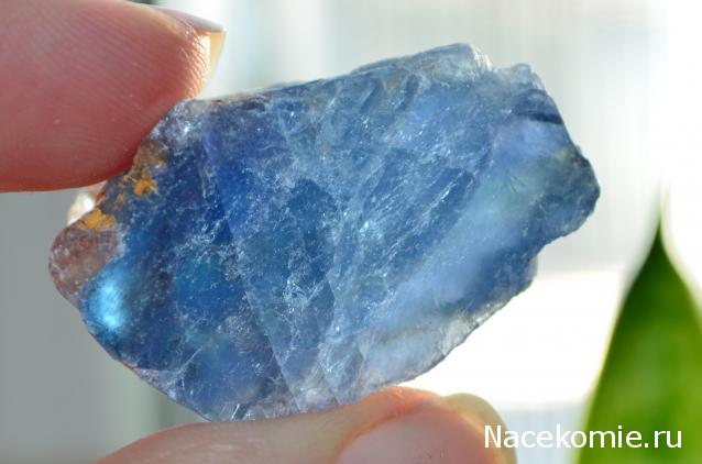 Минералы Сокровища Земли №20 - Флюорит