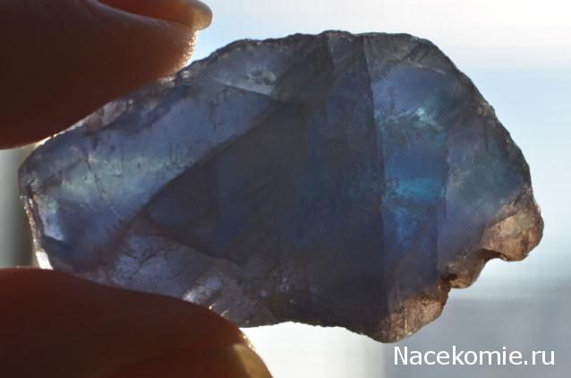 Минералы Сокровища Земли №20 - Флюорит