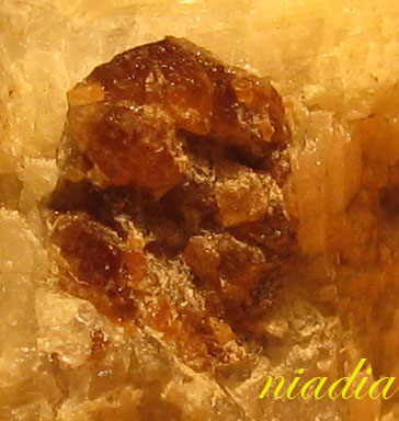 Минералы Сокровища Земли №26 - Волластонит