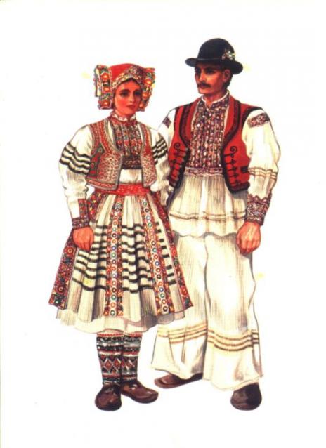 Куклы в этнических костюмах