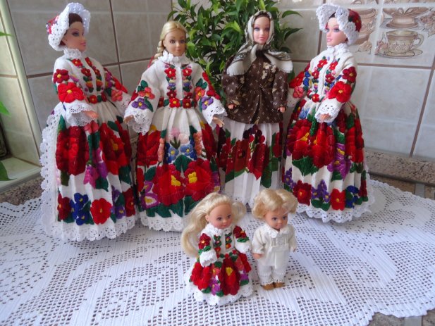 Куклы в этнических костюмах