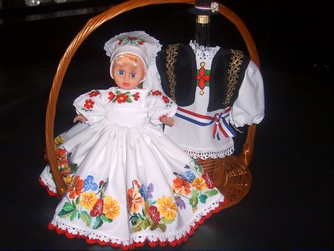 Куклы в этнических костюмах