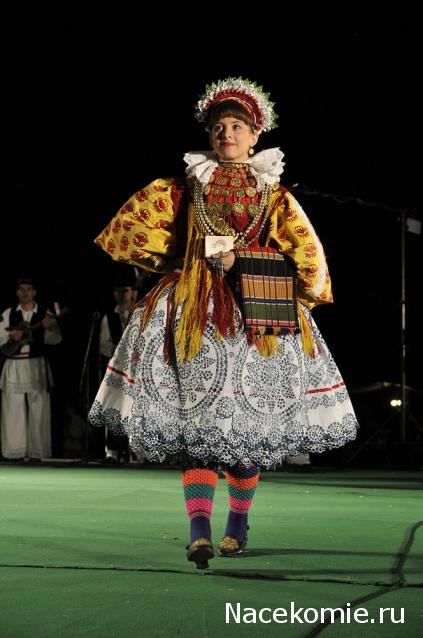 Куклы в этнических костюмах