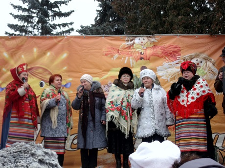 Куклы в народных костюмах – "Девчушки-болтушки"