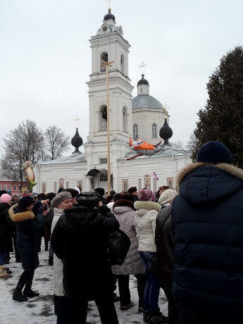 Куклы в народных костюмах – "Девчушки-болтушки"