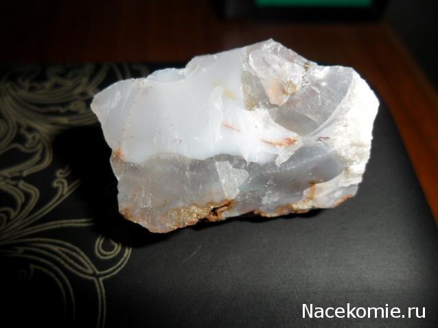 Минералы Сокровища Земли №29 - Халцедон