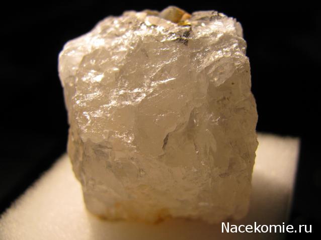 Минералы Сокровища Земли №29 - Халцедон