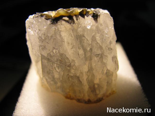 Минералы Сокровища Земли №29 - Халцедон