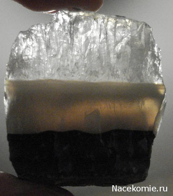 Минералы Сокровища Земли №29 - Халцедон