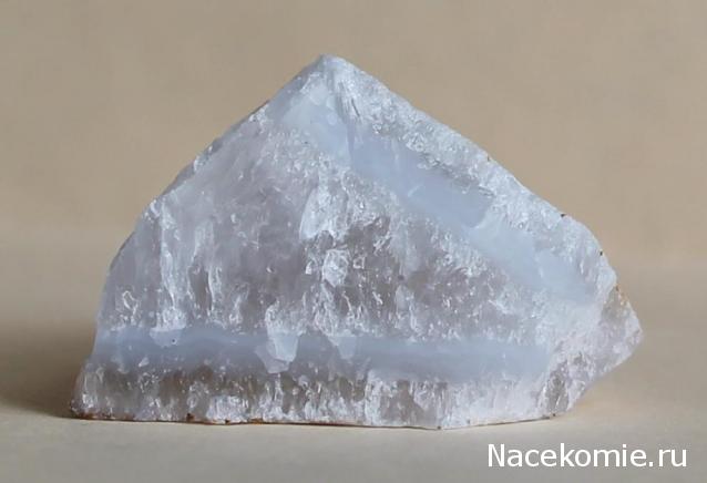 Минералы Сокровища Земли №29 - Халцедон