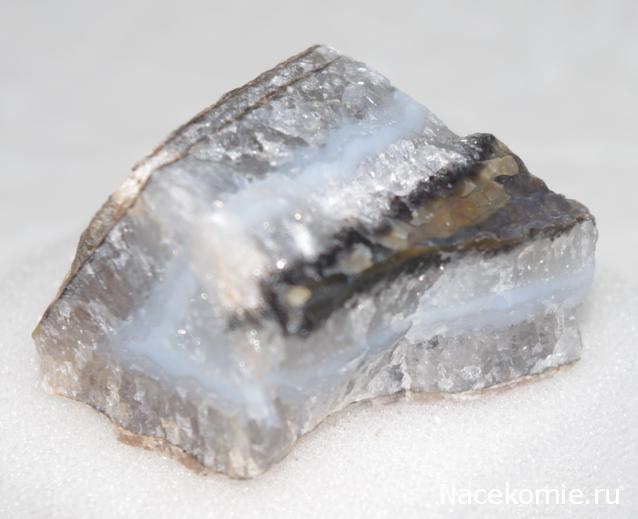 Минералы Сокровища Земли №29 - Халцедон