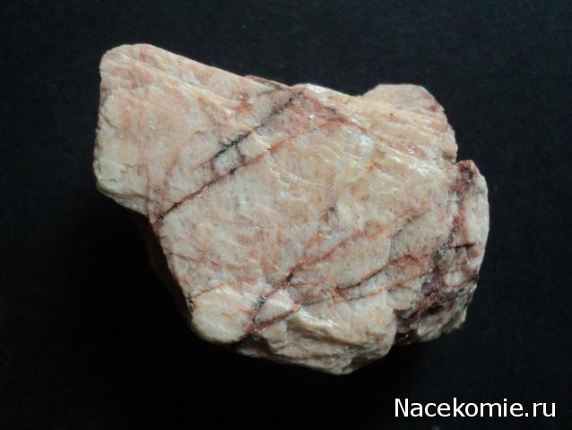 Минералы Сокровища Земли №31 - Ортоклаз