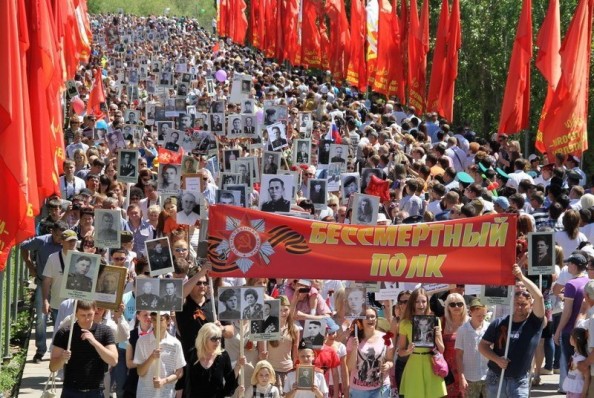 Куклы в народных костюмах – "Девчушки-болтушки"