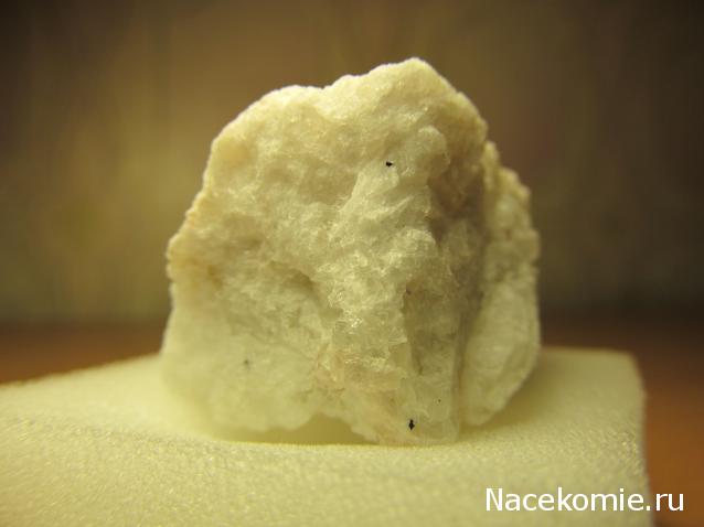 Минералы Сокровища Земли №13 - Альбит