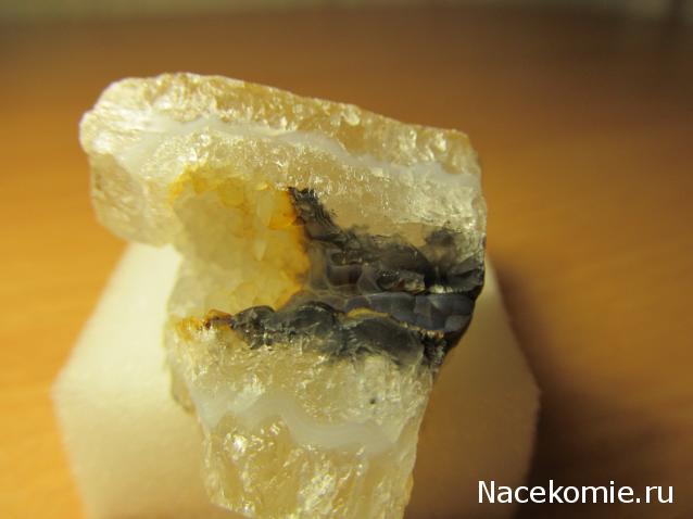 Минералы Сокровища Земли №29 - Халцедон