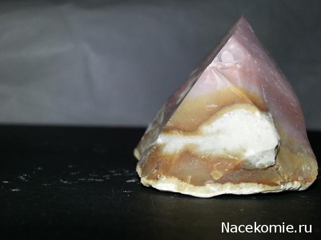 Минералы Сокровища Земли №29 - Халцедон