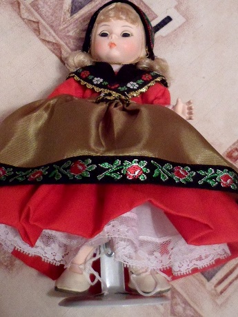 Куклы в этнических костюмах