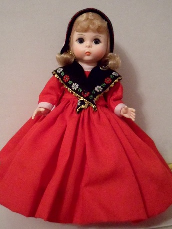 Куклы в этнических костюмах