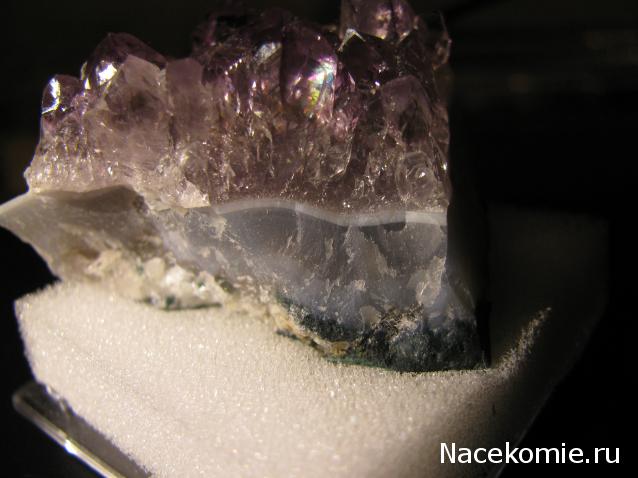 Минералы Сокровища Земли №29 - Халцедон