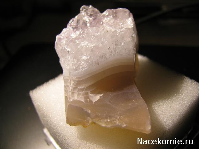 Минералы Сокровища Земли №29 - Халцедон