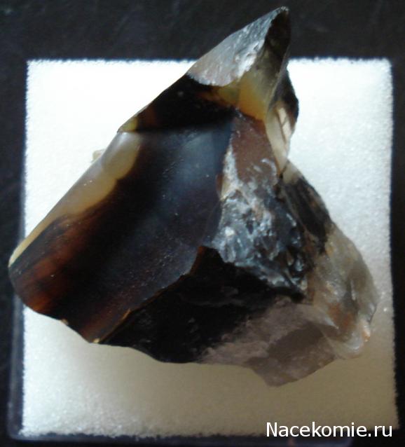 Минералы Сокровища Земли №29 - Халцедон