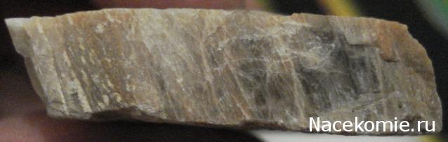 Минералы Сокровища Земли №31 - Ортоклаз