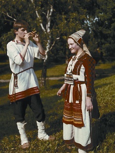 Куклы в народных костюмах №59 Кукла в мордовском летнем костюме ...