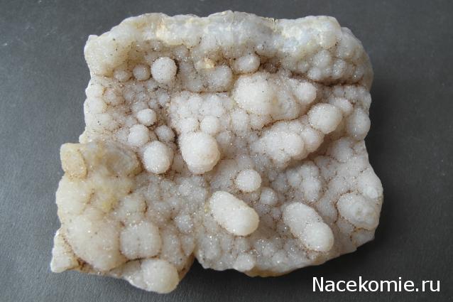 Минералы Сокровища Земли №29 - Халцедон