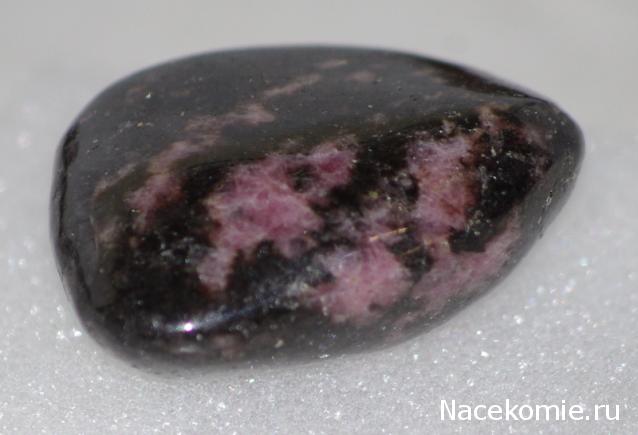 Минералы Сокровища Земли №34 - Родонит