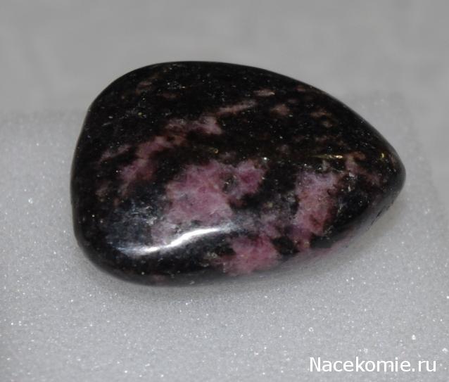 Минералы Сокровища Земли №34 - Родонит