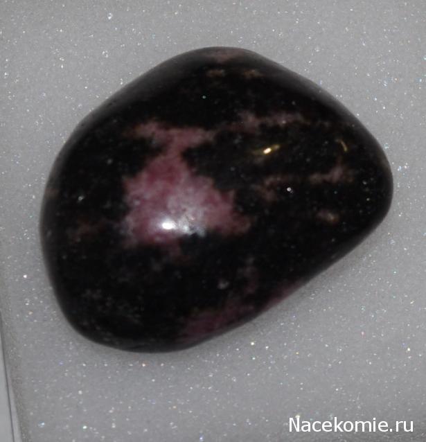 Минералы Сокровища Земли №34 - Родонит