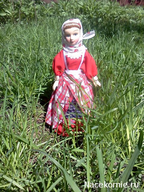 Куклы в народных костюмах №61 Кукла в жатвенном костюме Олонецкой губернии