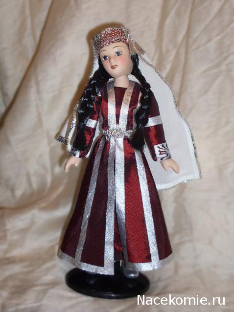 Куклы в народных костюмах №63 Кукла в праздничном костюме крымской татарки