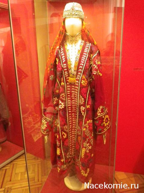 Куклы в народных костюмах №56 Кукла в таджикском свадебном костюме