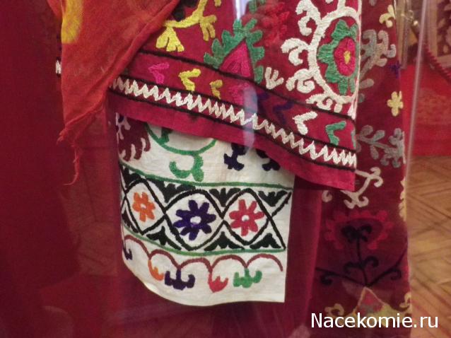 Куклы в народных костюмах №56 Кукла в таджикском свадебном костюме