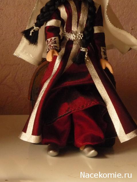 Куклы в народных костюмах №63 Кукла в праздничном костюме крымской татарки