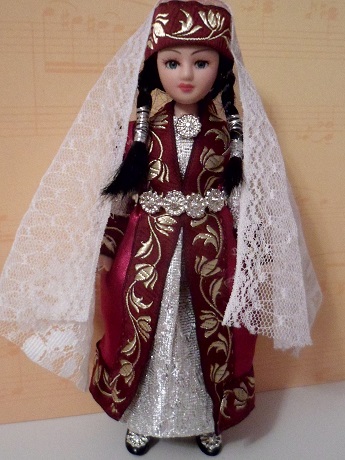 Куклы в народных костюмах №63 Кукла в праздничном костюме крымской татарки