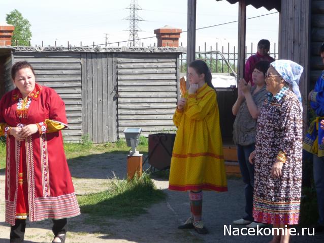 Куклы в народных костюмах №35 Кукла в хантыйском женском костюме