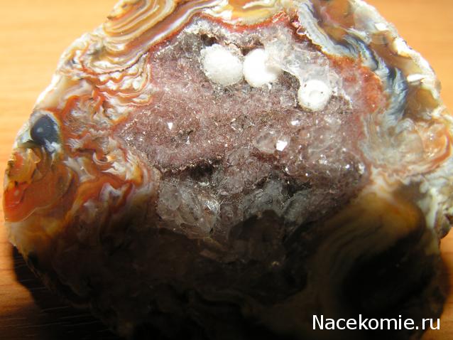 Минералы Сокровища Земли №42 - Жеода Халцедона