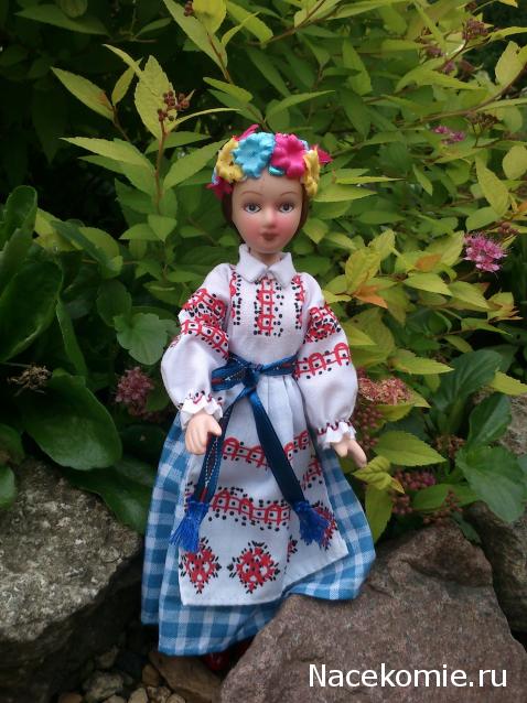Куклы в народных костюмах №66 Кукла в девичьем костюме Витебской губернии
