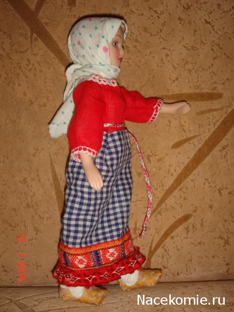 Куклы в народных костюмах №61 Кукла в жатвенном костюме Олонецкой губернии