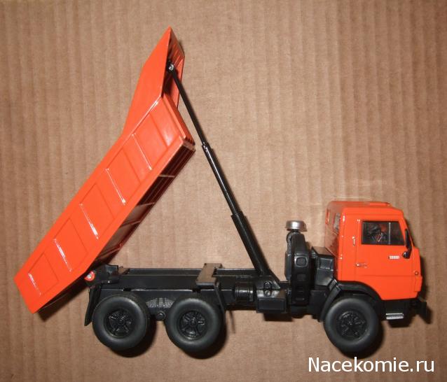 Автомобиль на Службе №70 КАМАЗ-5511 Строительный самосвал