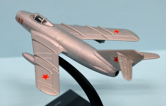 Доработки моделей самолётов, делимся опытом, фото.