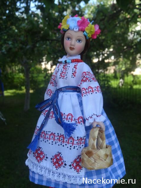 Куклы в народных костюмах №66 Кукла в девичьем костюме Витебской губернии