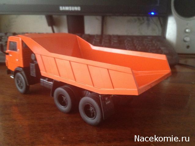 Автомобиль на Службе №70 КАМАЗ-5511 Строительный самосвал